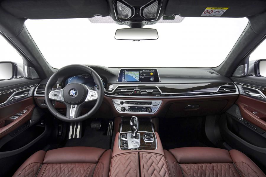 Торпедо BMW 745Le xDrive M Sport (G12) 2019 года  (WW) (фото 45 из 103)
